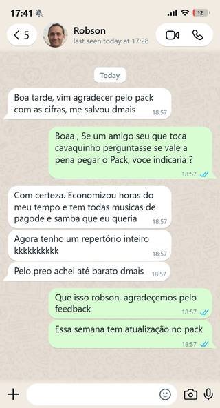 Print de conversa no WhatsApp — cliente Robson recomendando o pacote de cifras